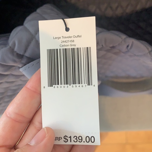 ❗️HOLIDAY SALE - FIRM❗️ NWT Vera Bradley large travel duffel carbon grey - Picture 5 of 13